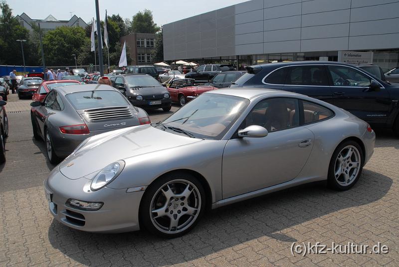 Porsche Zentrum Aachen 8721.JPG